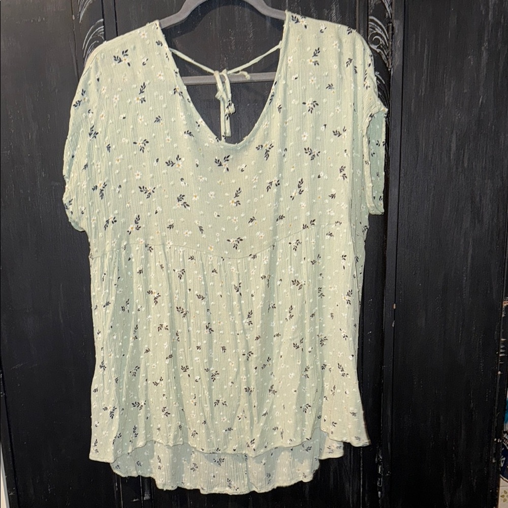 White Birch Cream Tie Front Short Sleeve Blouse